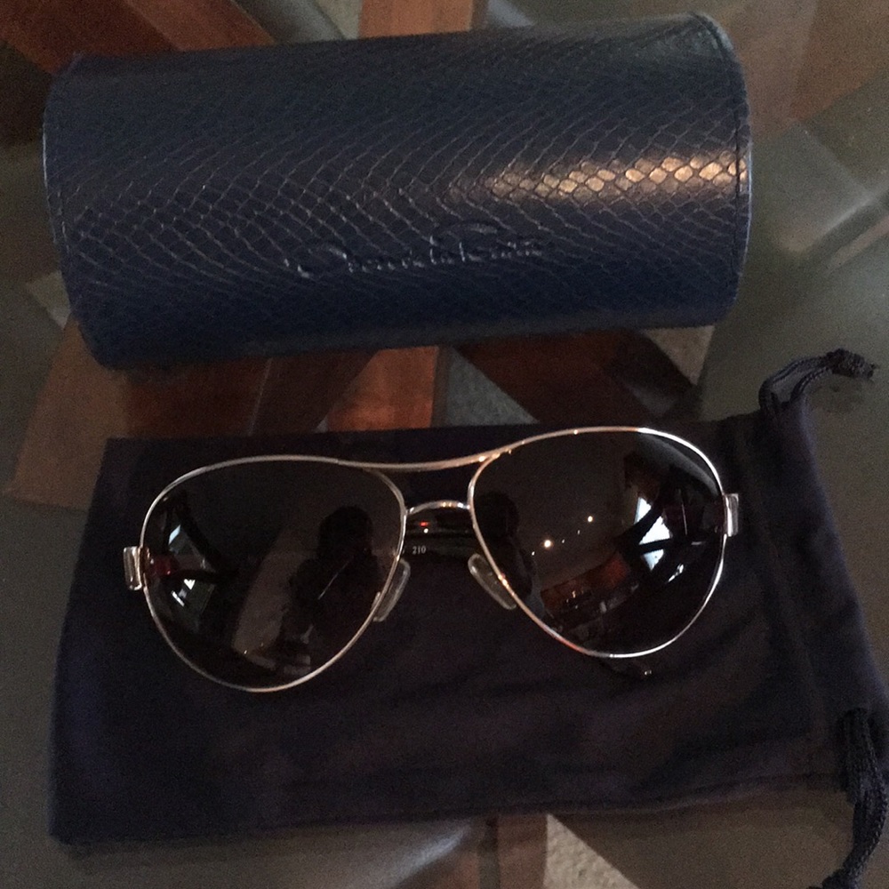 Oscar De La Renta Aviator Sunglasses
